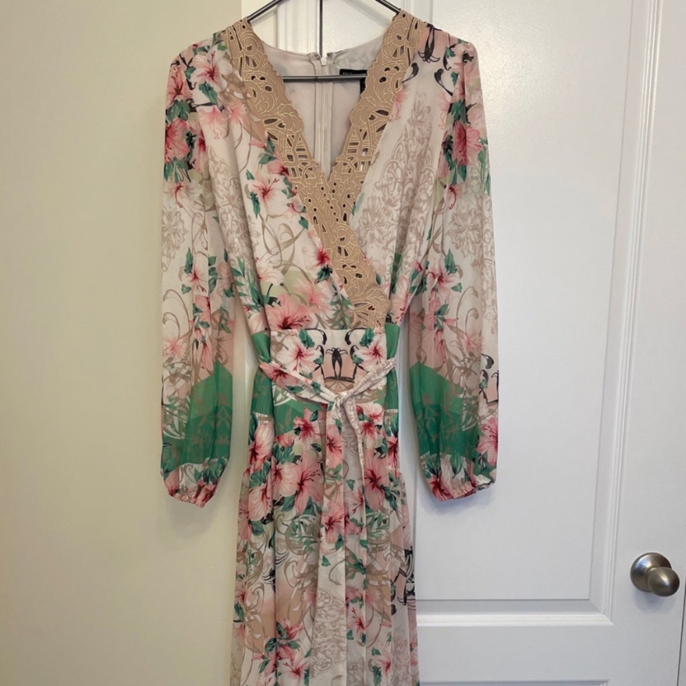 White House Black Market Floral Maxi Dress